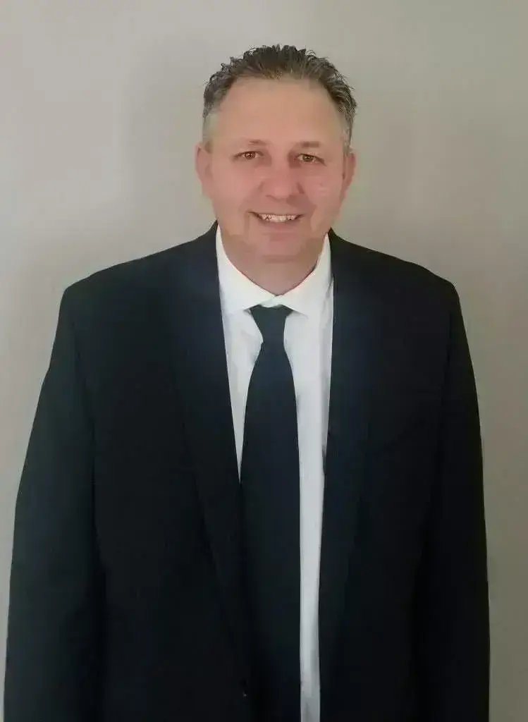 Derek Wise, MA, LCPC — Certified EMDR Therapist in Las Vegas
